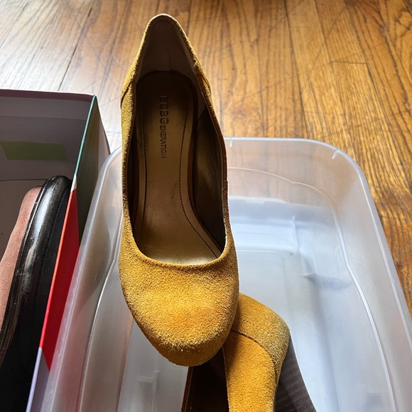 ✨ 4 pairs of shoes Size 6 Lucky, BCBG, Corso, Carlos Santana - Priced bundle✨ - Picture 5 of 5